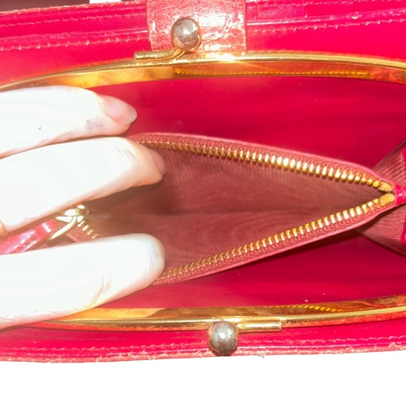 Miu Miu Wallet | Red Leather Kisslock Kiss Lock | Includes Box | VGUC - Picture 10 of 12